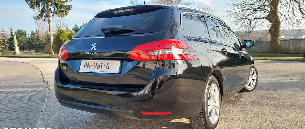 Peugeot 308 cena 29999 przebieg: 225680, rok produkcji 2015 z Lubawka małe 301